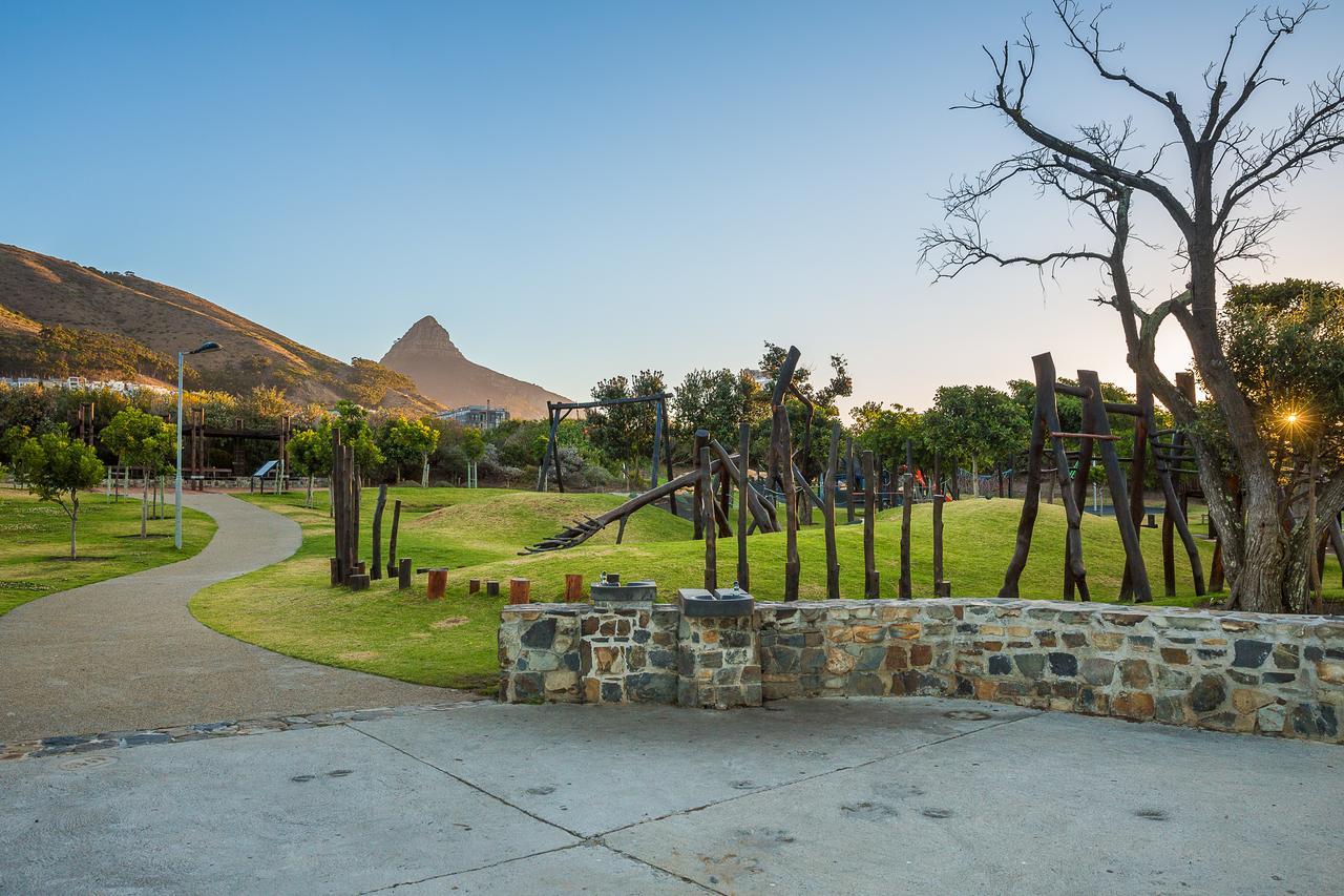 The Odyssee 409 Cape Town Exterior foto