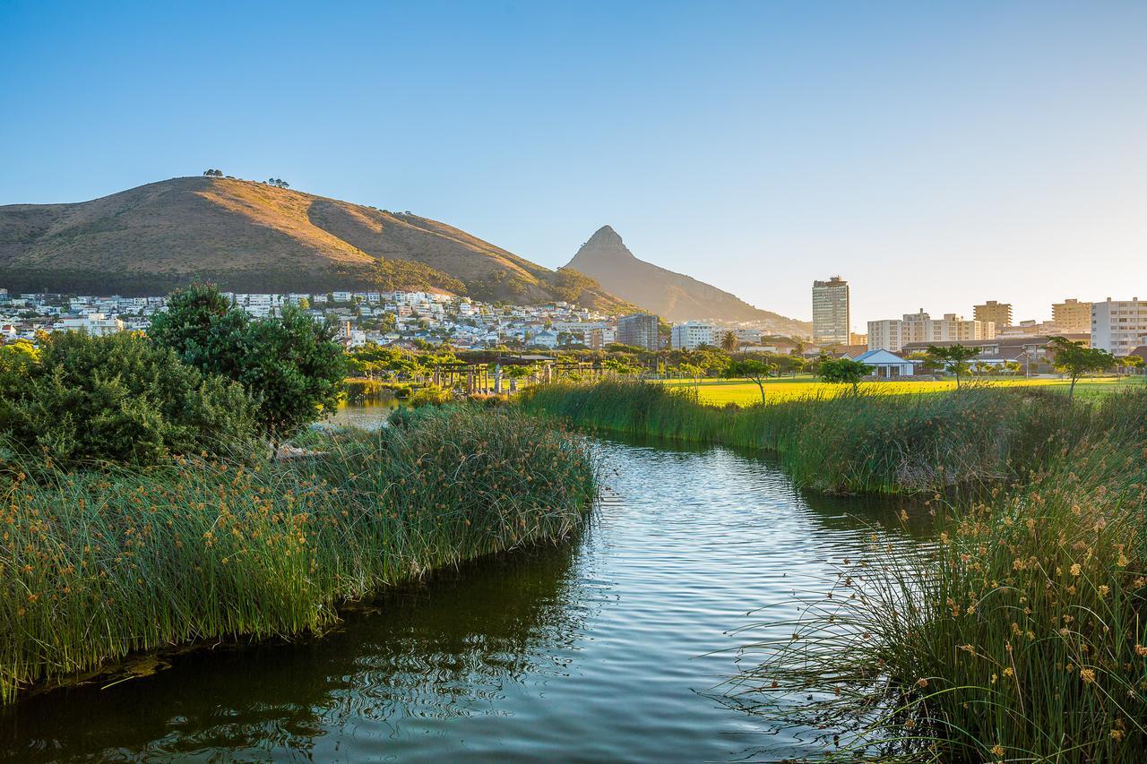 The Odyssee 409 Cape Town Exterior foto