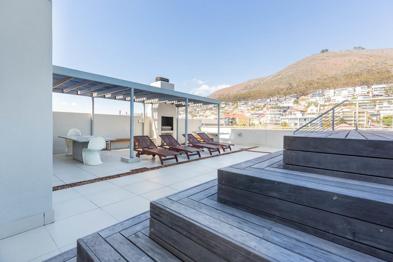 The Odyssee 409 Cape Town Exterior foto